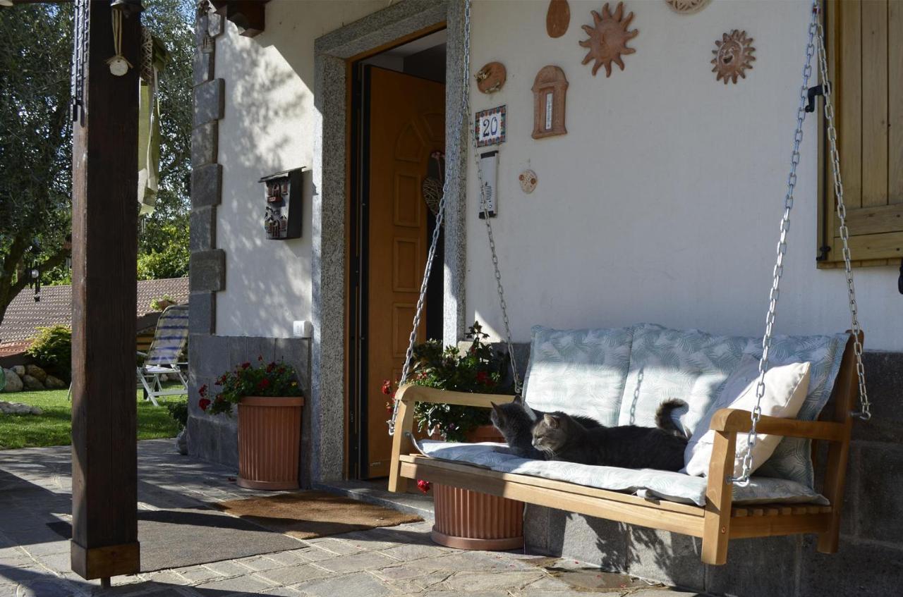 Ca Ulivi Bed & Breakfast อาลา ภายนอก รูปภาพ