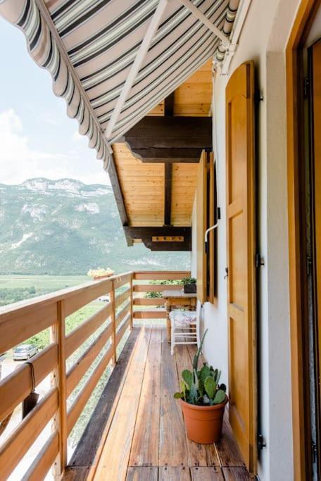 Ca Ulivi Bed & Breakfast อาลา ภายนอก รูปภาพ